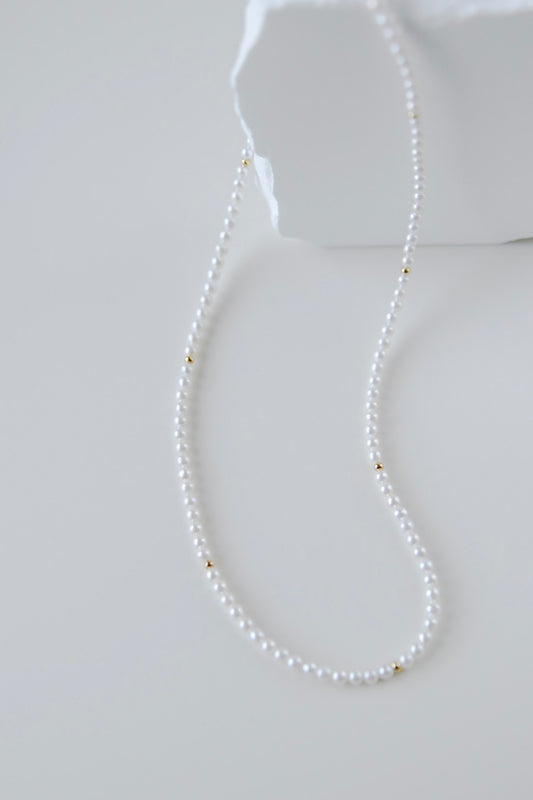 Perlen Choker, Aurivine