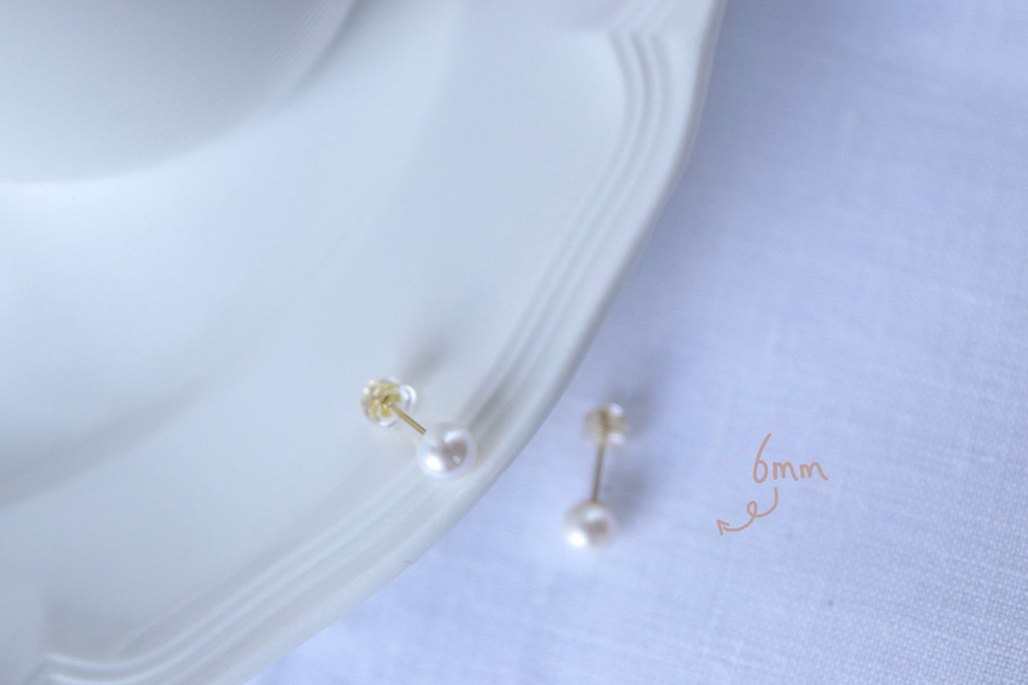 Mininalistische Perlen Ohrstecker