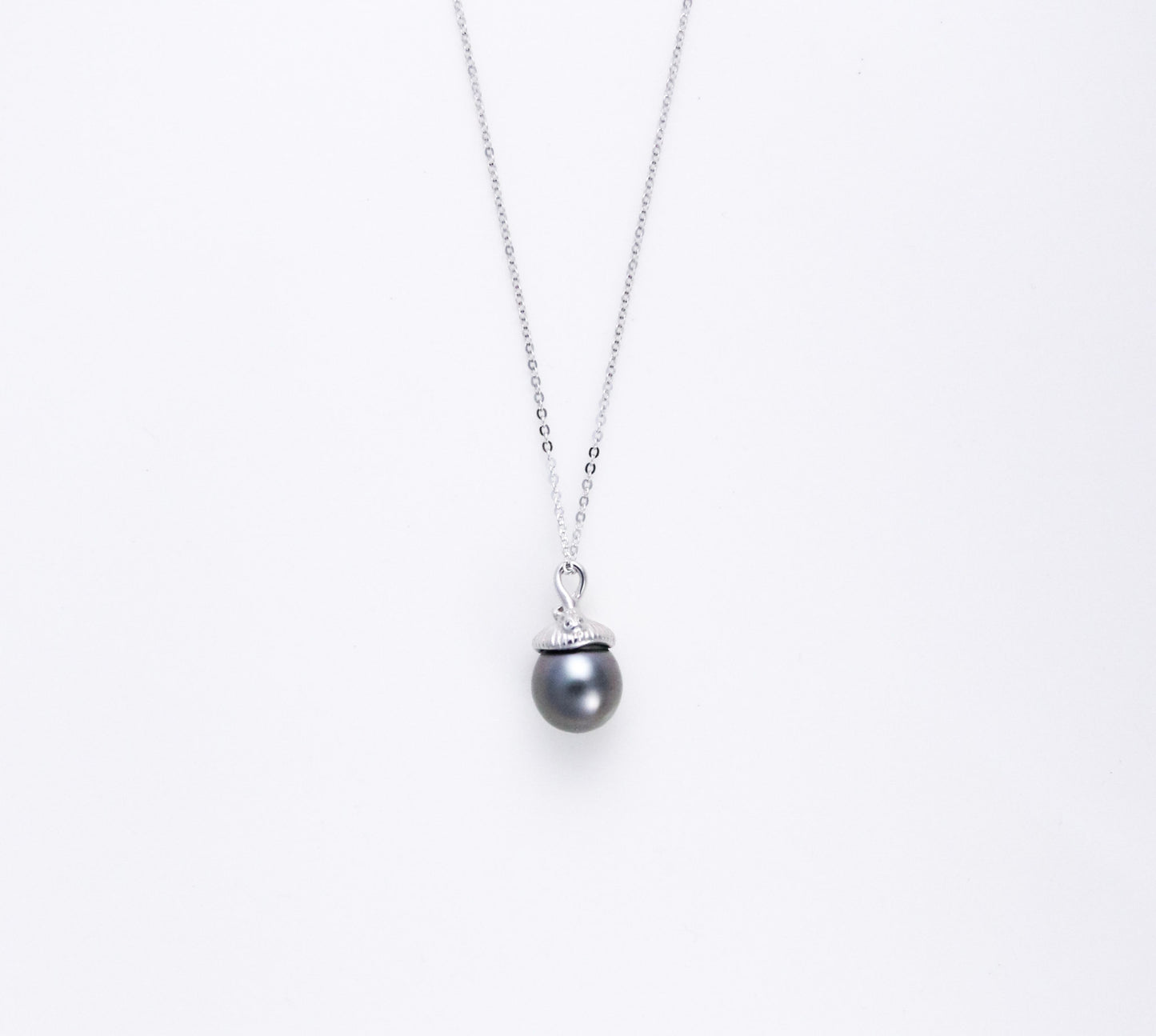 Grüne Tahiti Perle Anhänger in Eichelform mit Sterling Silberkette | Tahitiperle Halskette | 925 Silber | Geschenk für Sie