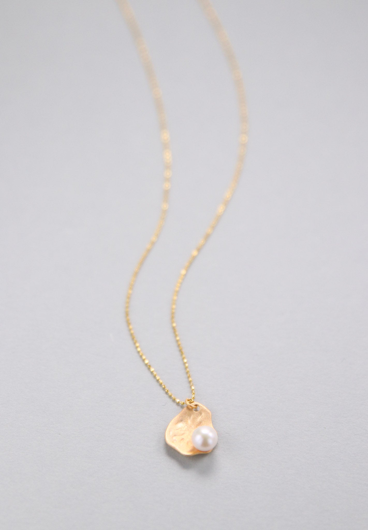 Perlenanhänger Charm mit Silber Kette