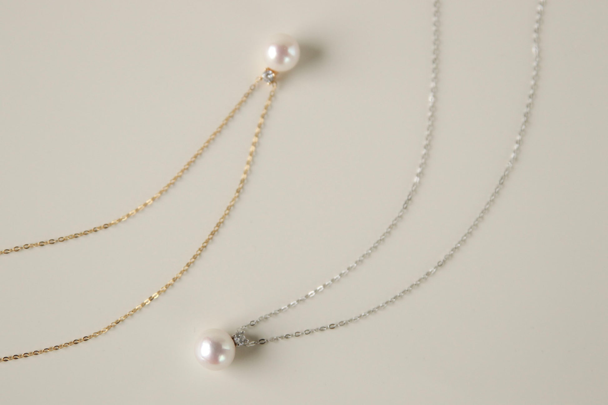 pearl pendant with adjustable chain
